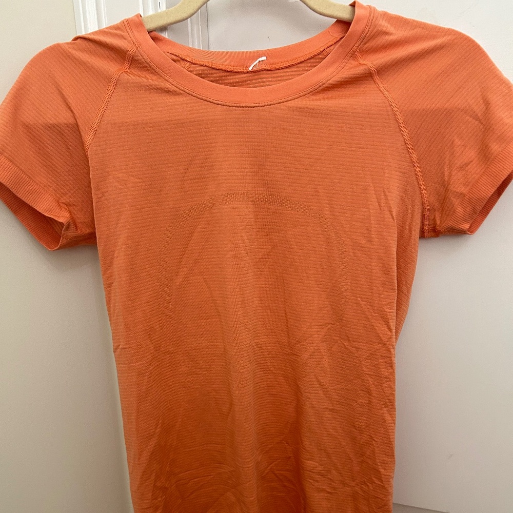 Lululemon Swiftly Tech Short Sleeve 2.0 Coral